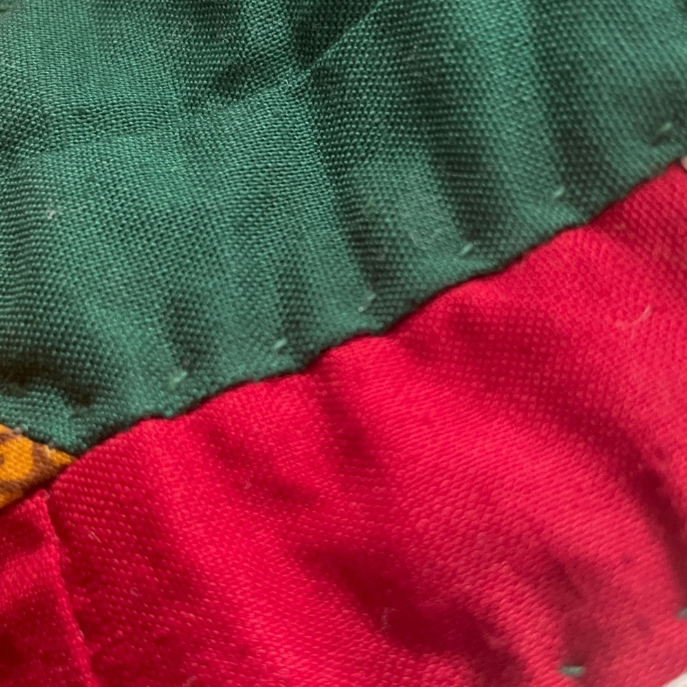 Quilted Blanket String Star Red and Green Polyester Fiber Blanket - Picture 10 of 11
